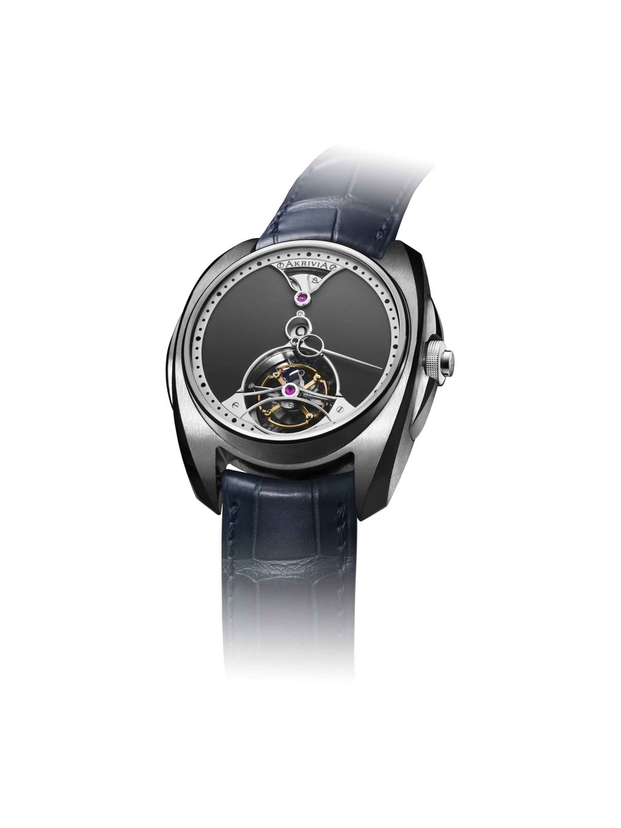 tourbillon-chiming-jump-hour